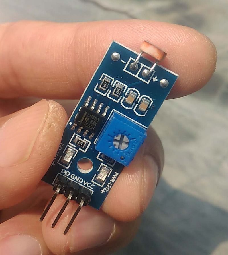  【雕爷学编程】Arduino动手做（2）---光敏电阻传感器模块