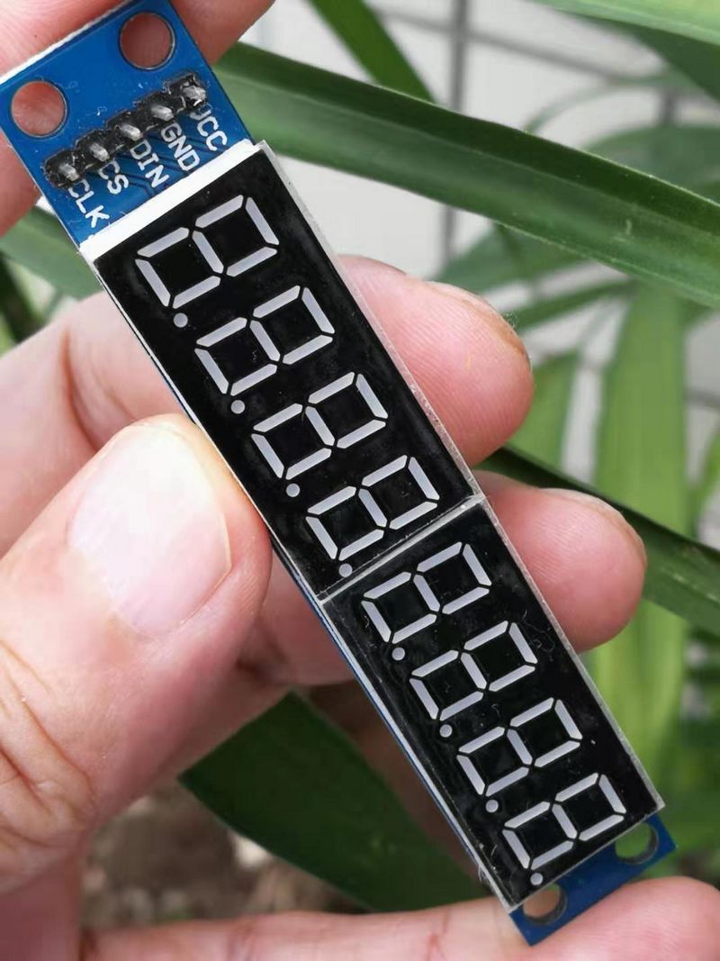  【雕爷学编程】Arduino动手做（81）--- 8位LED数码管模块