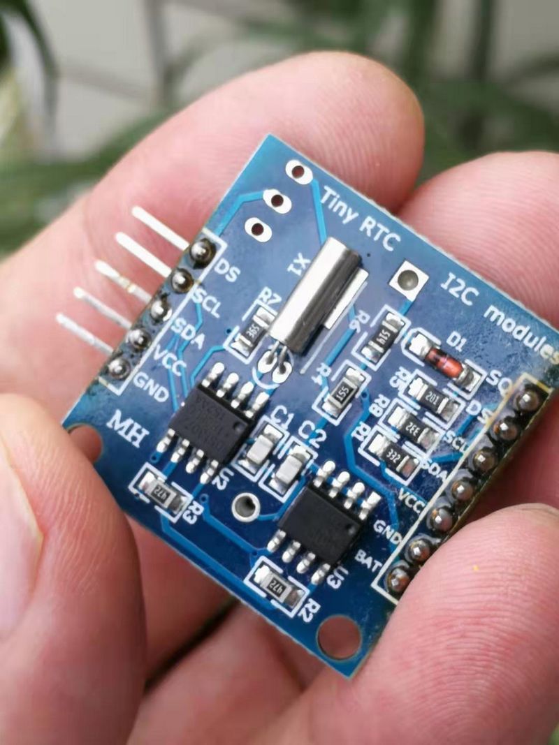  【雕爷学编程】Arduino动手做（84）---DS1307时钟模块